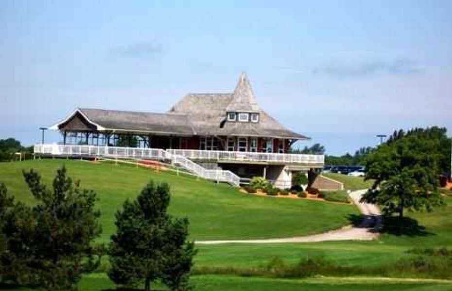 Widder Station Golf, Grill & Tap House