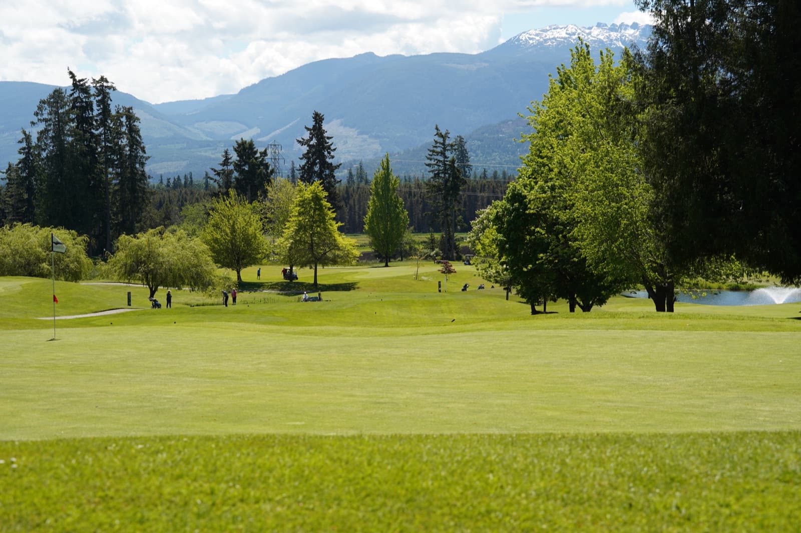 Arrowsmith Golf & Country Club