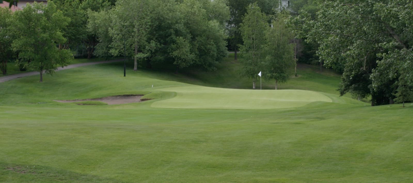 Lacombe Golf & Country Club